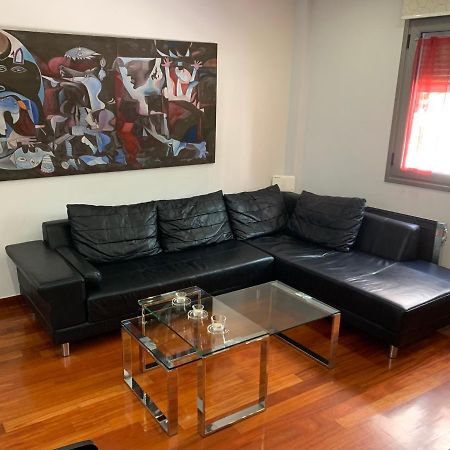 Olvias Apartment Atene Esterno foto