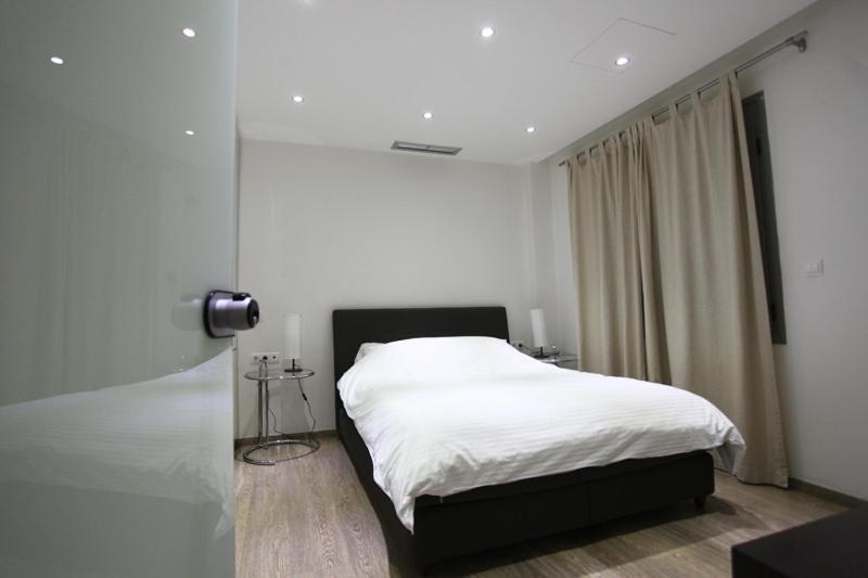 Olvias Apartment Atene Esterno foto